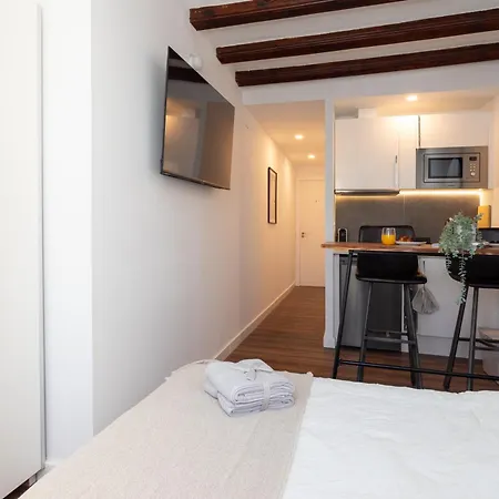Design Suites Bcn Old Town ברצלונה
