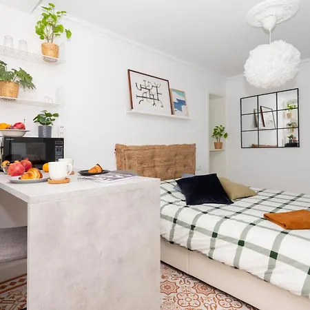 Apartment Design Suites Bcn Old Town *