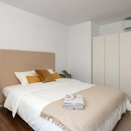 Design Suites Bcn Old Town *