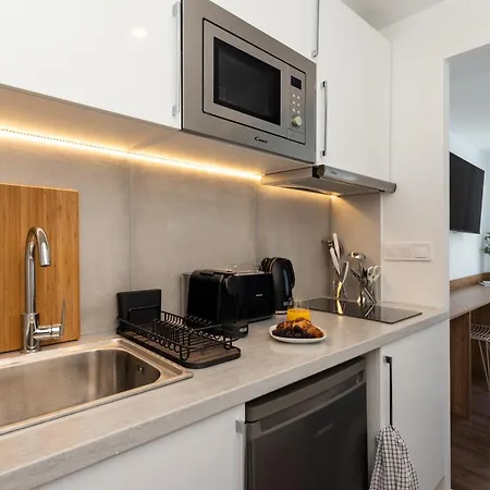 Apartment Design Suites Bcn Old Town *